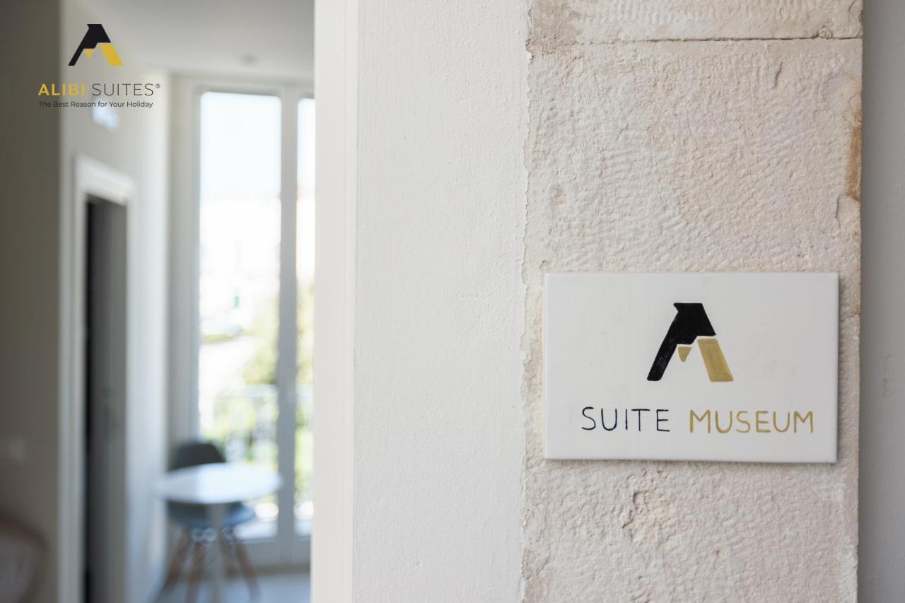 Alibi Suites Suite Museum: Gioiello Con Vista Sul Museo Archeologico Nazionale, Letto E Doccia Con Cromoterapia, Smart Tv, Wifi E A/C Ruvo di Puglia Kültér fotó