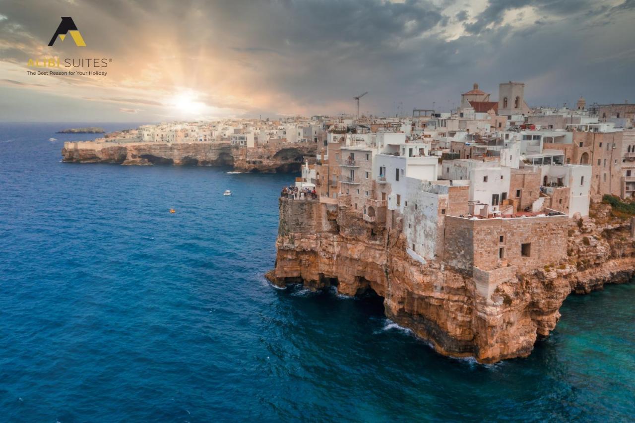 Alibi Suites Suite Museum: Gioiello Con Vista Sul Museo Archeologico Nazionale, Letto E Doccia Con Cromoterapia, Smart Tv, Wifi E A/C Ruvo di Puglia Kültér fotó