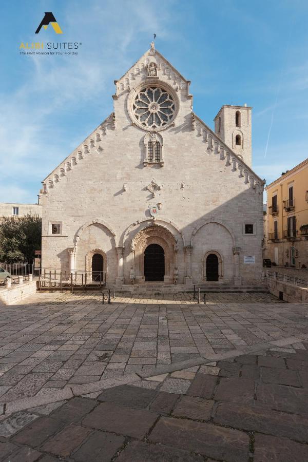 Alibi Suites Suite Museum: Gioiello Con Vista Sul Museo Archeologico Nazionale, Letto E Doccia Con Cromoterapia, Smart Tv, Wifi E A/C Ruvo di Puglia Kültér fotó